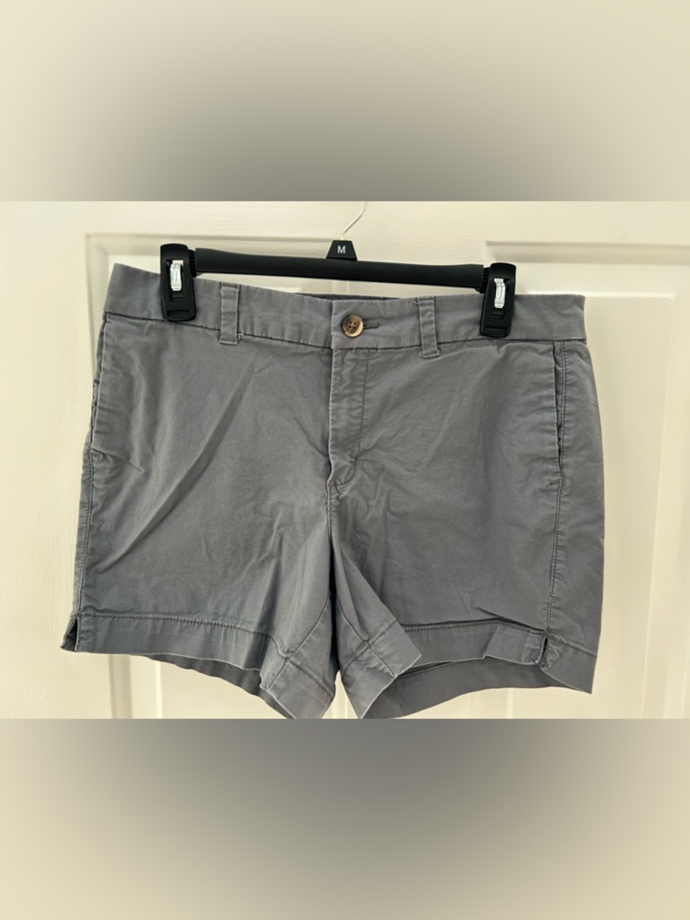 Old Navy Women’s Gray Flat-Front Shorts